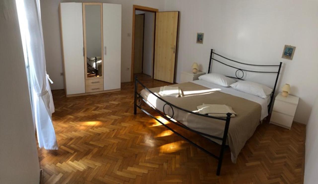 Mulini With Parking Apartment *